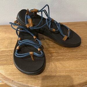 Teva Women’s Voya Infinity Strap Sandals Citadel Blue - US SIZE 7
